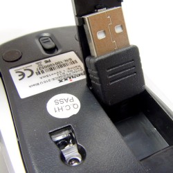 PERIMICE-210. Ratón con cable retráctil, detalle